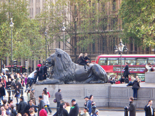 Trafalgar Sq