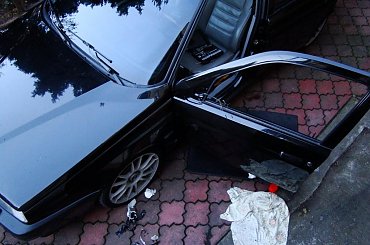 demontaż uszkodzonego lusterka #auto #AlfaRomeo155