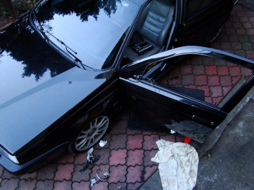 demontaż uszkodzonego lusterka #auto #AlfaRomeo155