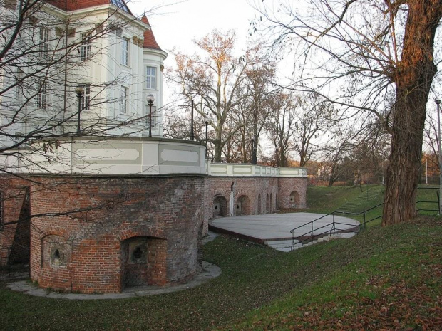 Zamek w Leśnicy, obecnie dom kultury