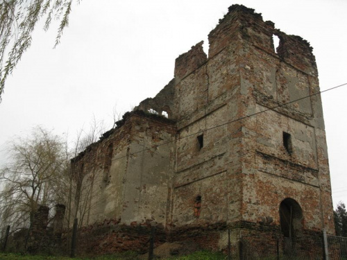 Ziemięcice (śląskie)-ruiny kościoła