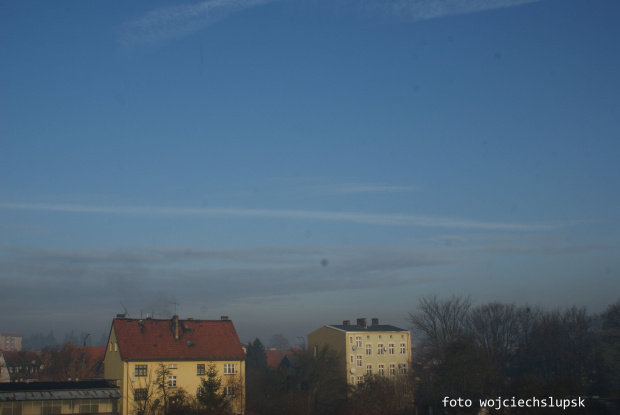 Spoglądanie na świat przez okon