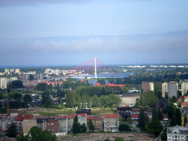 Gdańsk - widok z wieży kościoła Mariackiego .