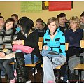 A kto wie czy za rogiem nie stoją Anioł z Bogiem....
Najlepsze życzenia z okazji Świąt Bożego Narodzenia i Nowego 2010 roku #Sobieszyn #Brzozowa