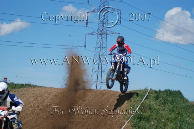 MOTOCROSS MISTRZOSTWA EUROPY w kl. 125 J. open Gdańsk 29.04.2007r.
www.ANWOMEDIA.pl