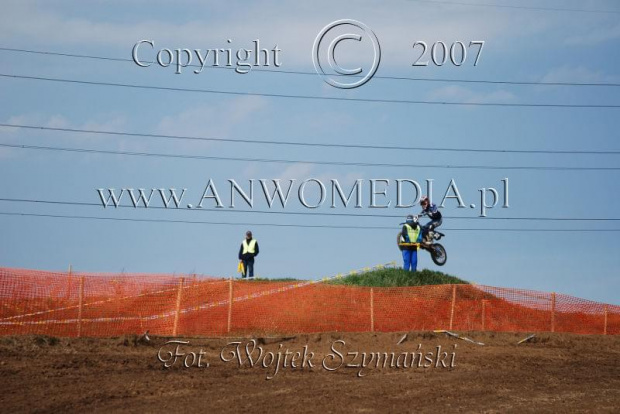 MOTOCROSS MISTRZOSTWA EUROPY w kl. 125 J. open Gdańsk 29.04.2007r.
www.ANWOMEDIA.pl