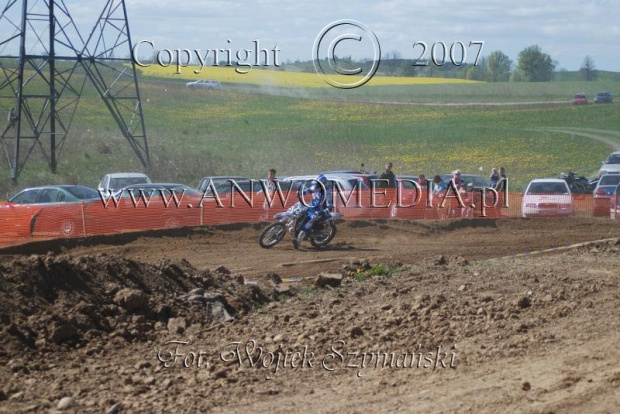 MOTOCROSS MISTRZOSTWA EUROPY w kl. 125 J. open Gdańsk 29.04.2007r.
www.ANWOMEDIA.pl