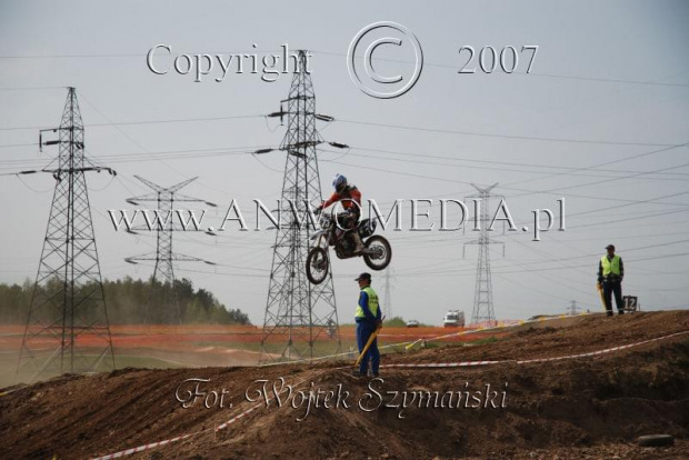 MOTOCROSS MISTRZOSTWA EUROPY w kl. 125 J. open Gdańsk 29.04.2007r.
www.ANWOMEDIA.pl