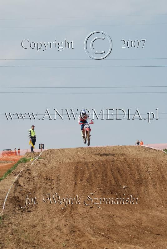 MOTOCROSS MISTRZOSTWA EUROPY w kl. 125 J. open Gdańsk 29.04.2007r.
www.ANWOMEDIA.pl