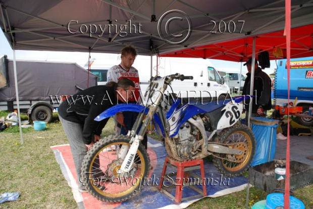 MOTOCROSS MISTRZOSTWA EUROPY w kl. 125 J. open Gdańsk 29.04.2007r.
www.ANWOMEDIA.pl