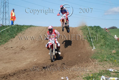 MOTOCROSS MISTRZOSTWA EUROPY w kl. 125 J. open Gdańsk 29.04.2007r.
www.ANWOMEDIA.pl