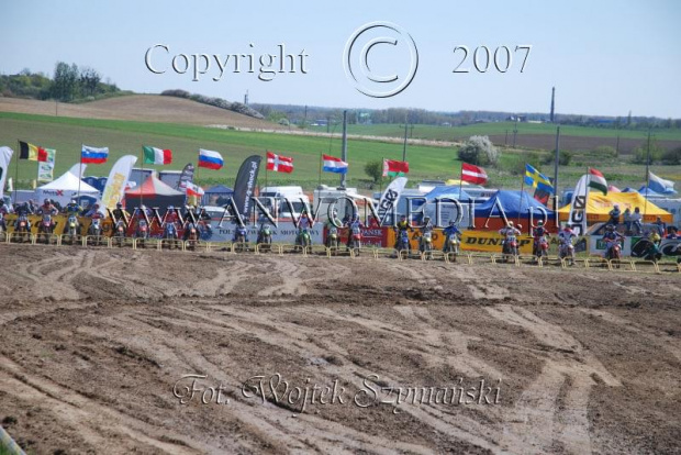 MOTOCROSS MISTRZOSTWA EUROPY w kl. 125 J. open Gdańsk 29.04.2007r.
www.ANWOMEDIA.pl