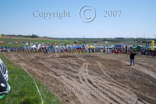 MOTOCROSS MISTRZOSTWA EUROPY w kl. 125 J. open Gdańsk 29.04.2007r.
www.ANWOMEDIA.pl