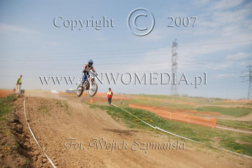 MOTOCROSS MISTRZOSTWA EUROPY w kl. 125 J. open Gdańsk 29.04.2007r.
www.ANWOMEDIA.pl