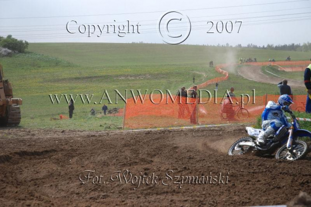 MOTOCROSS MISTRZOSTWA EUROPY w kl. 125 J. open Gdańsk 29.04.2007r.
www.ANWOMEDIA.pl