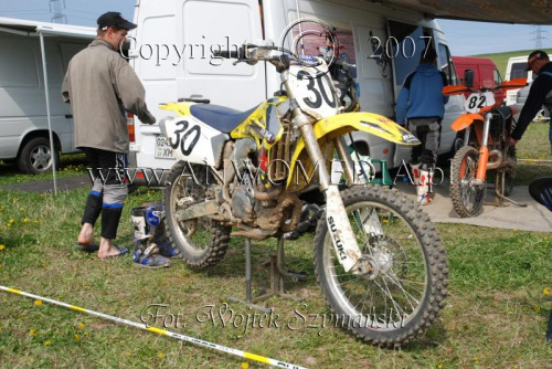 MOTOCROSS MISTRZOSTWA EUROPY w kl. 125 J. open Gdańsk 29.04.2007r.
www.ANWOMEDIA.pl