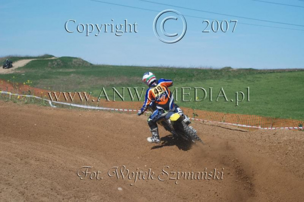 MOTOCROSS MISTRZOSTWA EUROPY w kl. 125 J. open Gdańsk 29.04.2007r.
www.ANWOMEDIA.pl