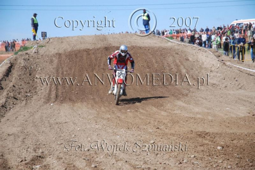 MOTOCROSS MISTRZOSTWA EUROPY w kl. 125 J. open Gdańsk 29.04.2007r.
www.ANWOMEDIA.pl