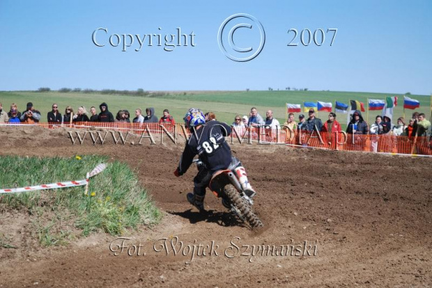 MOTOCROSS MISTRZOSTWA EUROPY w kl. 125 J. open Gdańsk 29.04.2007r.
www.ANWOMEDIA.pl