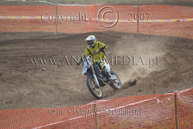 MOTOCROSS MISTRZOSTWA EUROPY w kl. 125 J. open Gdańsk 29.04.2007r.
www.ANWOMEDIA.pl