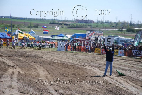 MOTOCROSS MISTRZOSTWA EUROPY w kl. 125 J. open Gdańsk 29.04.2007r.
www.ANWOMEDIA.pl