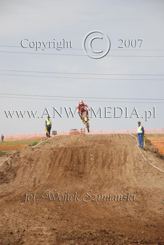 MOTOCROSS MISTRZOSTWA EUROPY w kl. 125 J. open Gdańsk 29.04.2007r.
www.ANWOMEDIA.pl