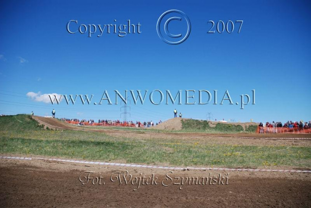 MOTOCROSS MISTRZOSTWA EUROPY w kl. 125 J. open Gdańsk 29.04.2007r.
www.ANWOMEDIA.pl