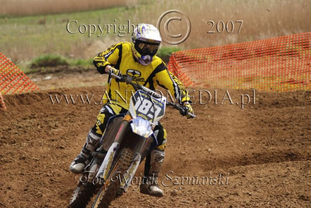 MOTOCROSS MISTRZOSTWA EUROPY w kl. 125 J. open Gdańsk 29.04.2007r.
www.ANWOMEDIA.pl