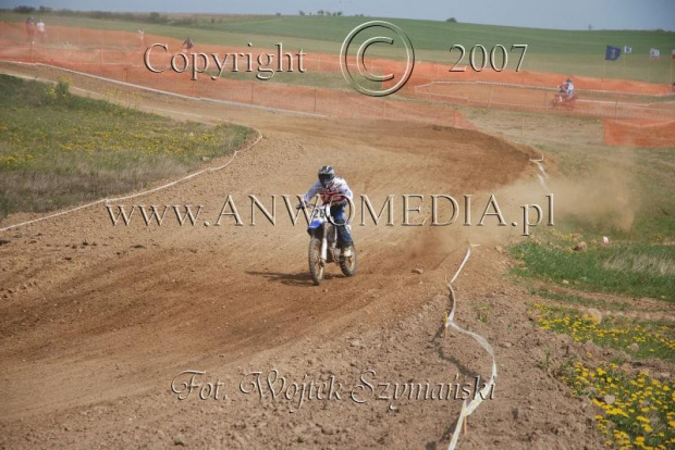 MOTOCROSS MISTRZOSTWA EUROPY w kl. 125 J. open Gdańsk 29.04.2007r.
www.ANWOMEDIA.pl