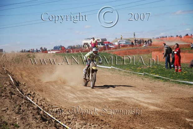 MOTOCROSS MISTRZOSTWA EUROPY w kl. 125 J. open Gdańsk 29.04.2007r.
www.ANWOMEDIA.pl