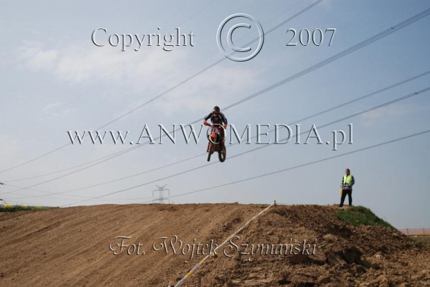 MOTOCROSS MISTRZOSTWA EUROPY w kl. 125 J. open Gdańsk 29.04.2007r.
www.ANWOMEDIA.pl