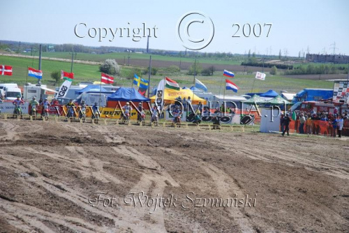 MOTOCROSS MISTRZOSTWA EUROPY w kl. 125 J. open Gdańsk 29.04.2007r.
www.ANWOMEDIA.pl