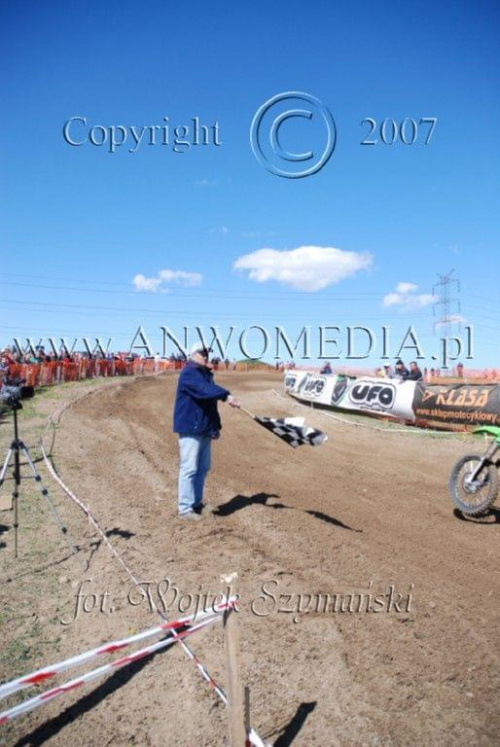 MOTOCROSS MISTRZOSTWA EUROPY w kl. 125 J. open Gdańsk 29.04.2007r.
www.ANWOMEDIA.pl