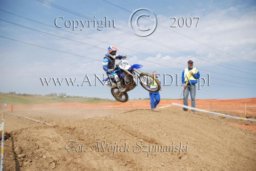 MOTOCROSS MISTRZOSTWA EUROPY w kl. 125 J. open Gdańsk 29.04.2007r.
www.ANWOMEDIA.pl