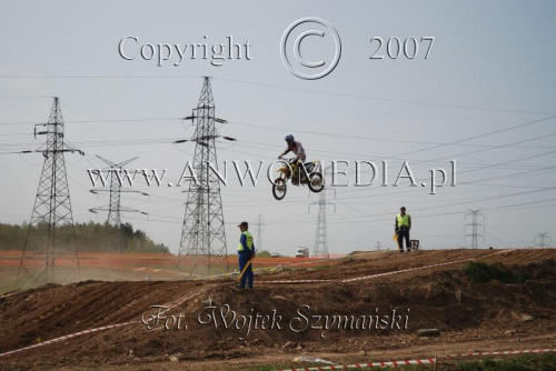 MOTOCROSS MISTRZOSTWA EUROPY w kl. 125 J. open Gdańsk 29.04.2007r.
www.ANWOMEDIA.pl