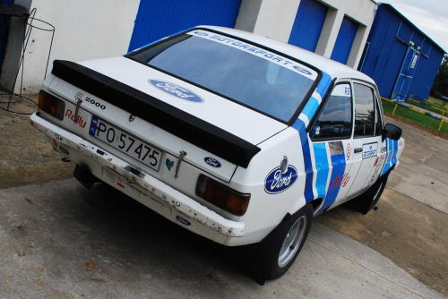 Escort RS2000