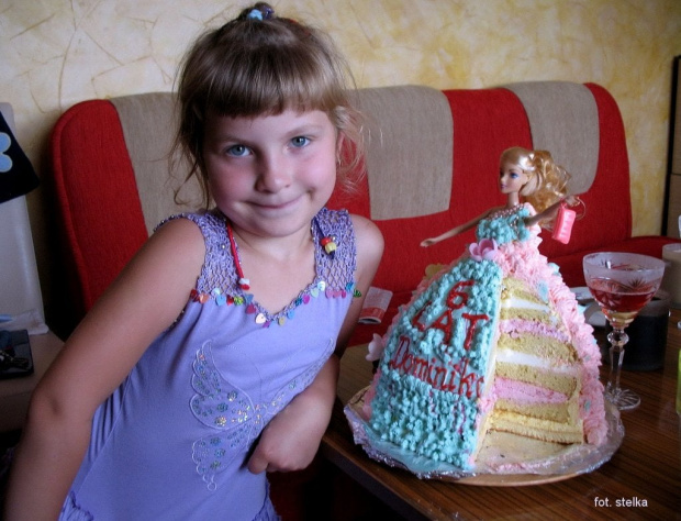 taki urodzinowy torcik zrobiła mi moja mama :)) #dzieci #tort #urodziny #wnusia