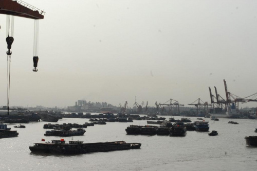 Oblegana rzeka Huangpo.