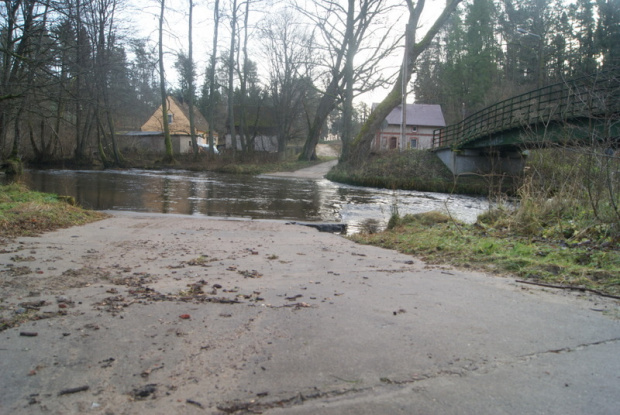 spacerek nad Skotawą