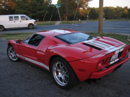 Ford GT