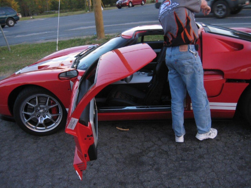 Ford GT