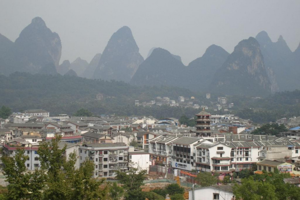 YANGSHUO...malownicze miasteczko w prowincji GUANSI-CHINY