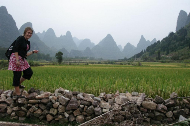 ZWIEDZANIE PIEKNYCH OKOLIC YANGSHUO.