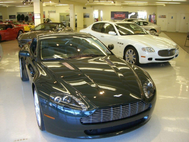 Aston, Maserati i inne