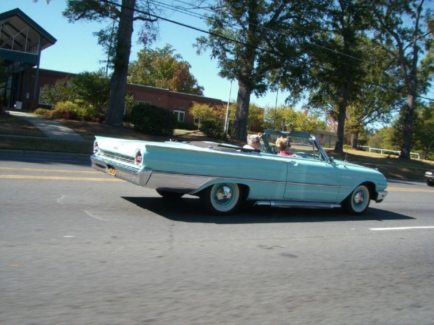 Ford Falcon, Hummer i Ford A