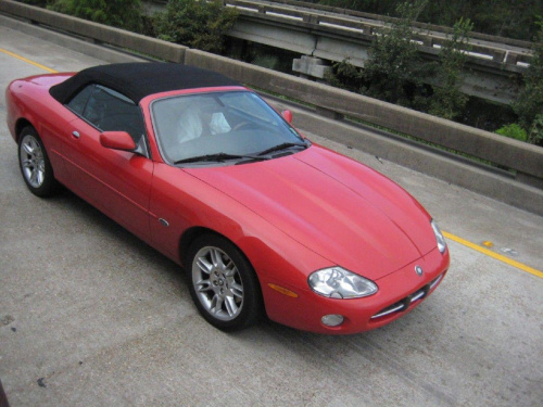 Jaguar XK8