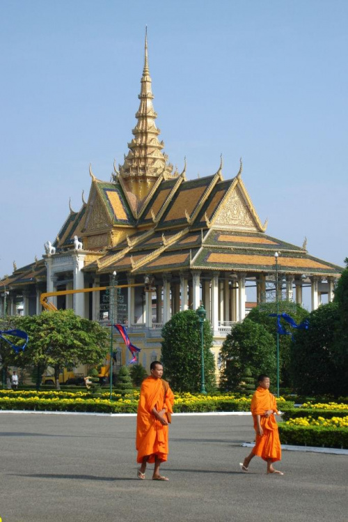 Jeden z budynkow na terenie palacu krolewskiego w PHNOM PENH.