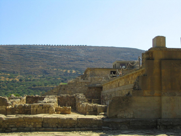 KNOSSOS