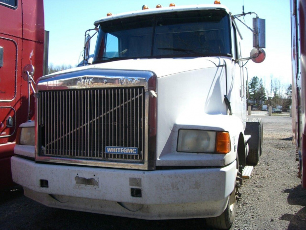 Volvo White GMC