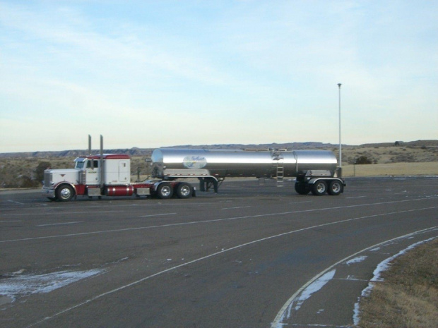 Peterbilt 379